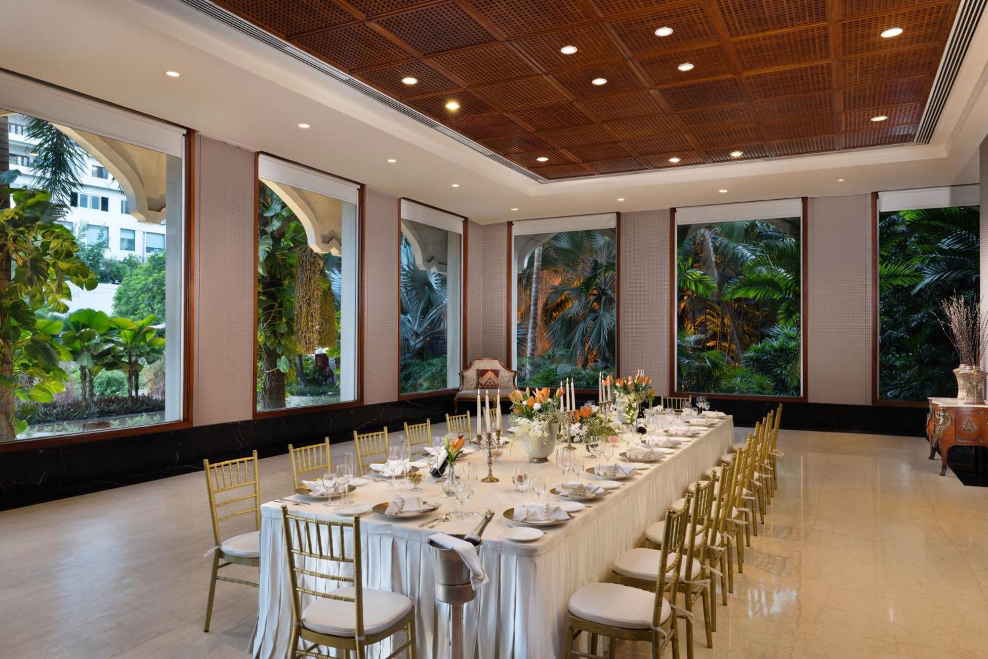 Taj Krishna Hotel Hyderabad Exterior photo The Garden Hall