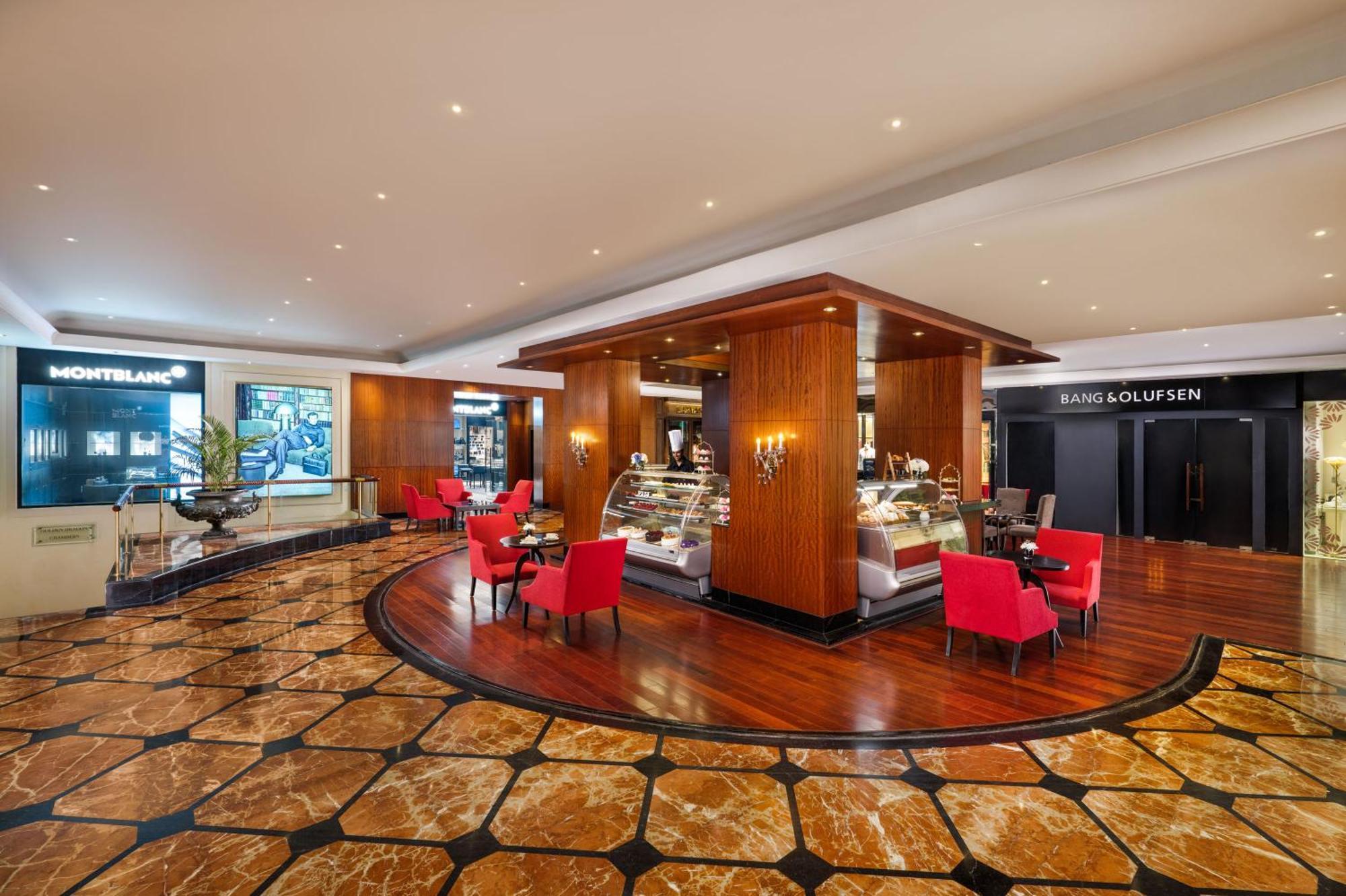 Taj Krishna Hotel Hyderabad Exterior photo Lobby